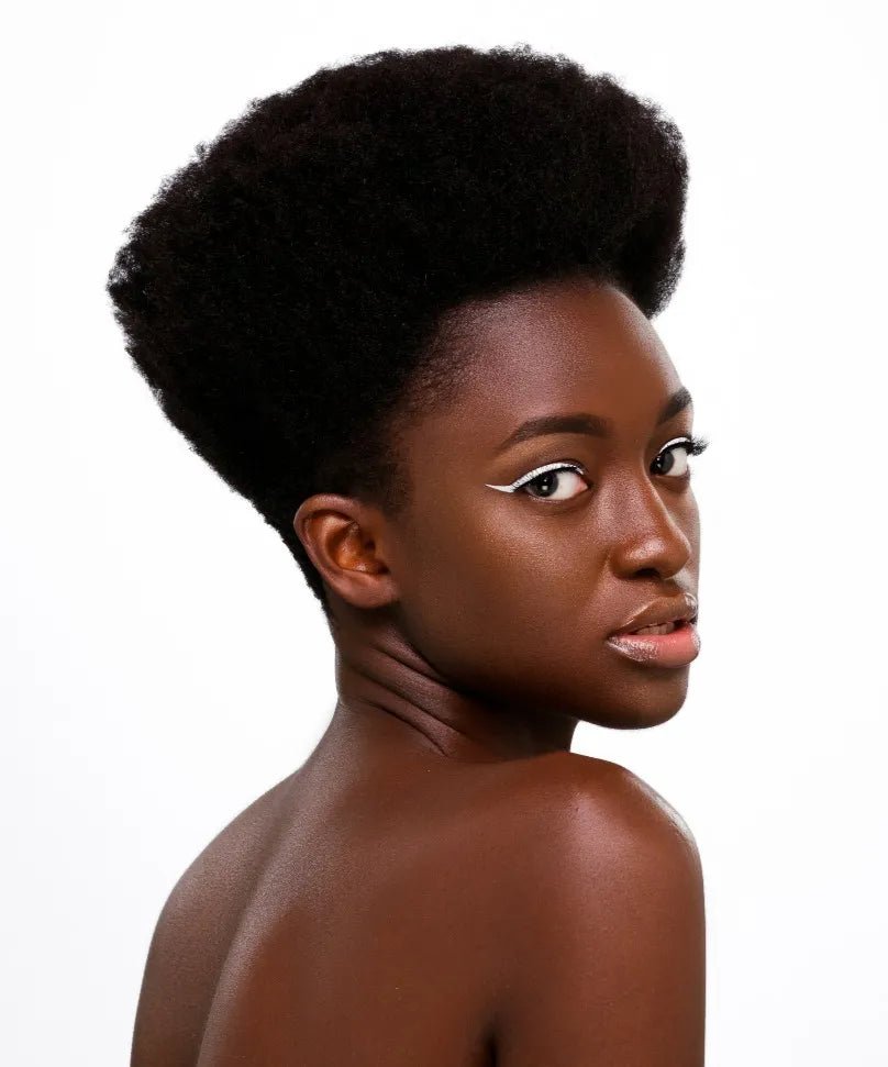 Delineador Cat Eyes Thin - Divine Mari Maria Makeup - Image 2